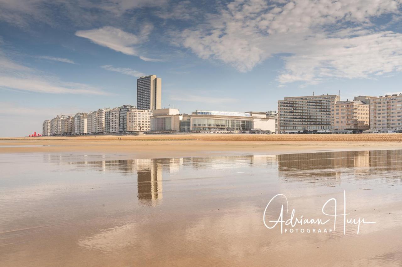 Studio Met Groot Zonneterras Centrum Oostende Exterior foto